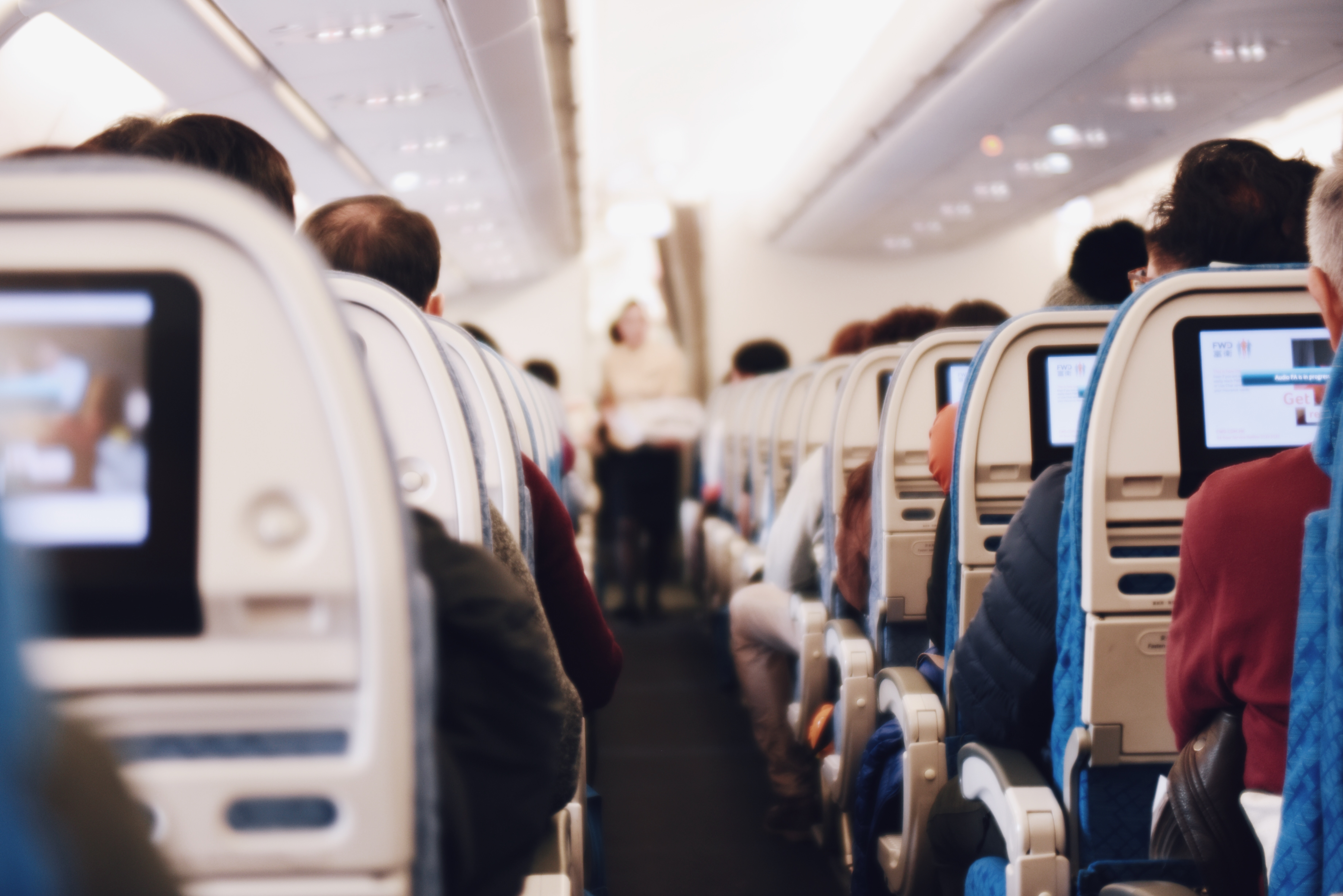 Que mettre dans son bagage cabine pour un vol long courrier - dear planet- blog voyages