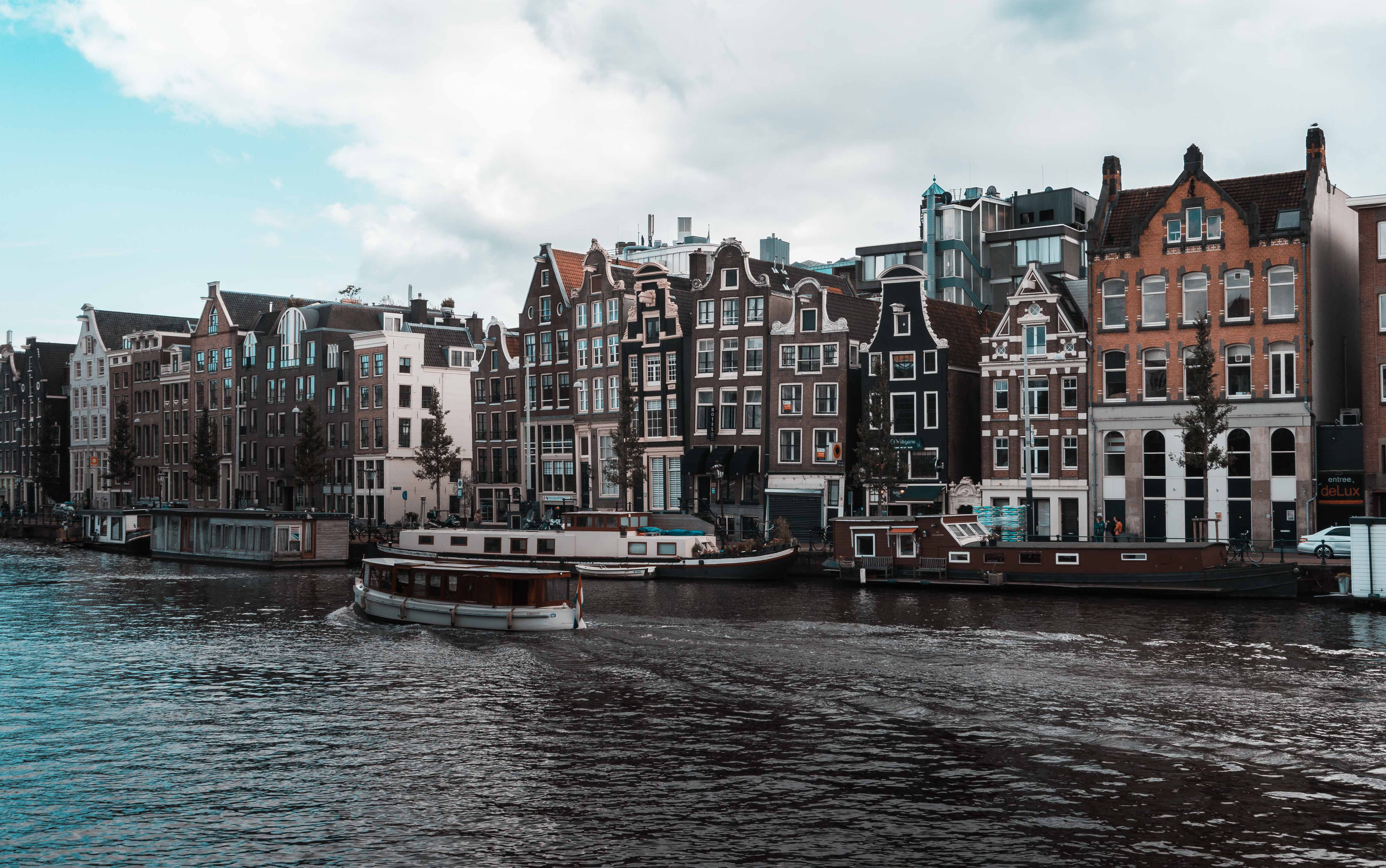 dear-planet-amsterdam-18