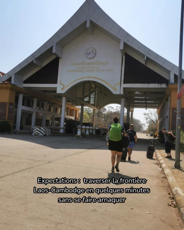 On le savait : cette frontière Laos-Cambodge est l'une des plus corrompue d'Asie du sud-est. Nos copains @jupette_et_salopette @les.torzec.autour.du.monde avaient réussi à la passer sans payer un seul bakchich un an avant nous. Alors on a décidé de relever, nous aussi, le défi ! 😅💪

A cette frontière, le prix du visa est vraiment à la tête du client. Même ceux qui ont déboursé + cher pour des e-visas, pensant contourner les arnaques, se font prendre au piège. 2 dollar le tampon par-ci, 8 dollar de + le visa par là, 3 dollars pour les e-visas... Même l'ambassade de France ne connaît pas le montant exact du visa pour rentrer au Cambodge... 😅

Bref, pour partager notre expérience, on vous a raconté tout ça sur le blog ➡️ www.dearplanet.fr 

Nos meilleurs conseils : 
👉 Avoir lu des expériences de voyageurs sur cette frontière pour arriver préparés
👉 être patients (les douaniers tentent de vous mettre la pression mais ça ne les arrange pas non plus de vous laisser trop longtemps sur le côté car les autres voyageurs commencent à vous poser des questions)
👉 parler doucement et discrètement avec les douanier, pas de scandale, si vous ruinez leur business ils ne vont vraiment pas apprécier.
👉 restez calmes mais fermes
👉l'astuce d'affirmer que vous avez contacté l'ambassade au préalable, qui a dit que le prix du visa était de 30 dollars, pas plus (et non pas 38 dollars) a bien fonctionné. 
👉 ayez le compte rond sur vous en dollars tout neufs et non froissés (c'est important au cambodge pour qu'ils puissent les réutiliser).

Et vous, racontez-nous votre passage à cette frontière si vous l'avez déjà vécu ! Vous connaissiez ces arnaques ? 

#laos #cambodge #asiedusudest #arnaquesvoyage #voyage #tourdumonde #tdm #voyageurs #conseilsdevoyage #blogvoyage
